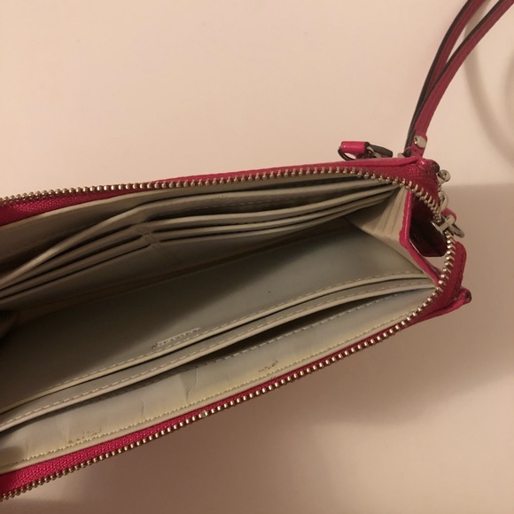 ⭐️Coach Wallet Wristlet - Picture 8 of 9